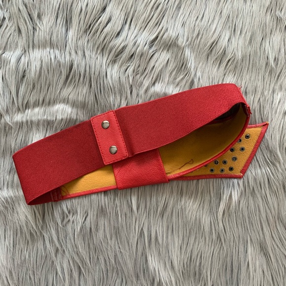 RETRO RED BELT - Picture 4 of 4